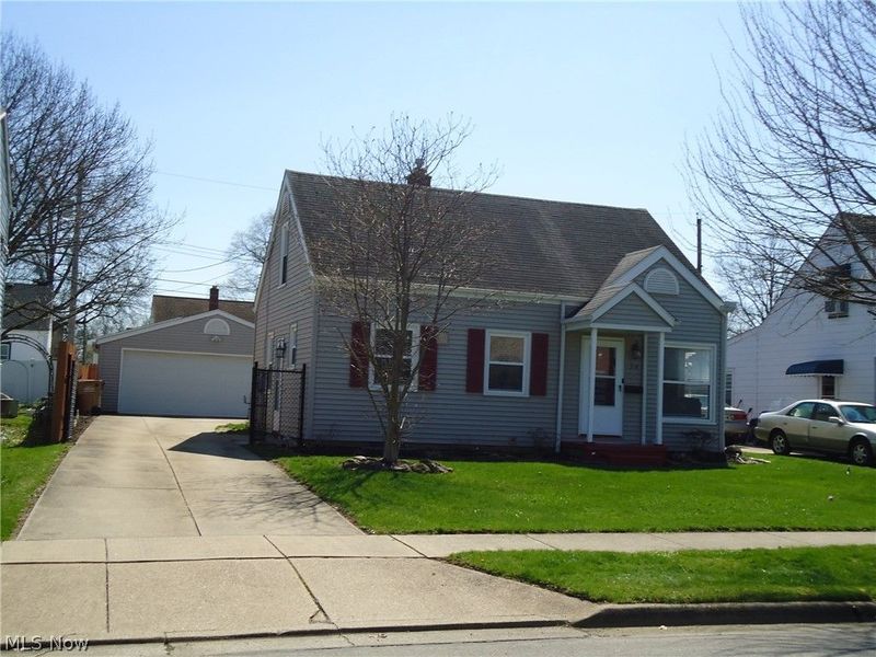 318 Van Buren Avenue, Cuyahoga Falls, OH 44221 Photo 19