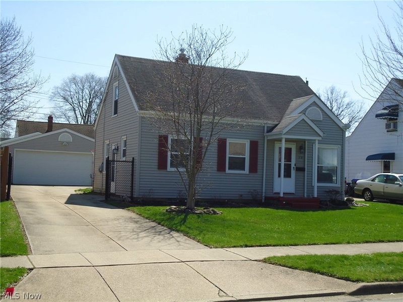 318 Van Buren Avenue, Cuyahoga Falls, OH 44221 Photo 21