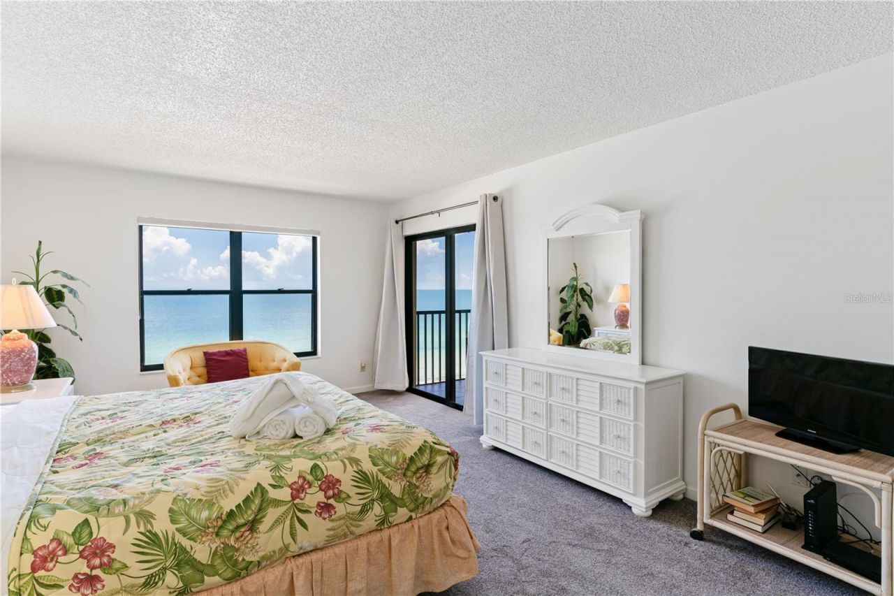 900 Gulf Boulevard, Unit 702, Indian Rocks Beach, FL 33785 Photo