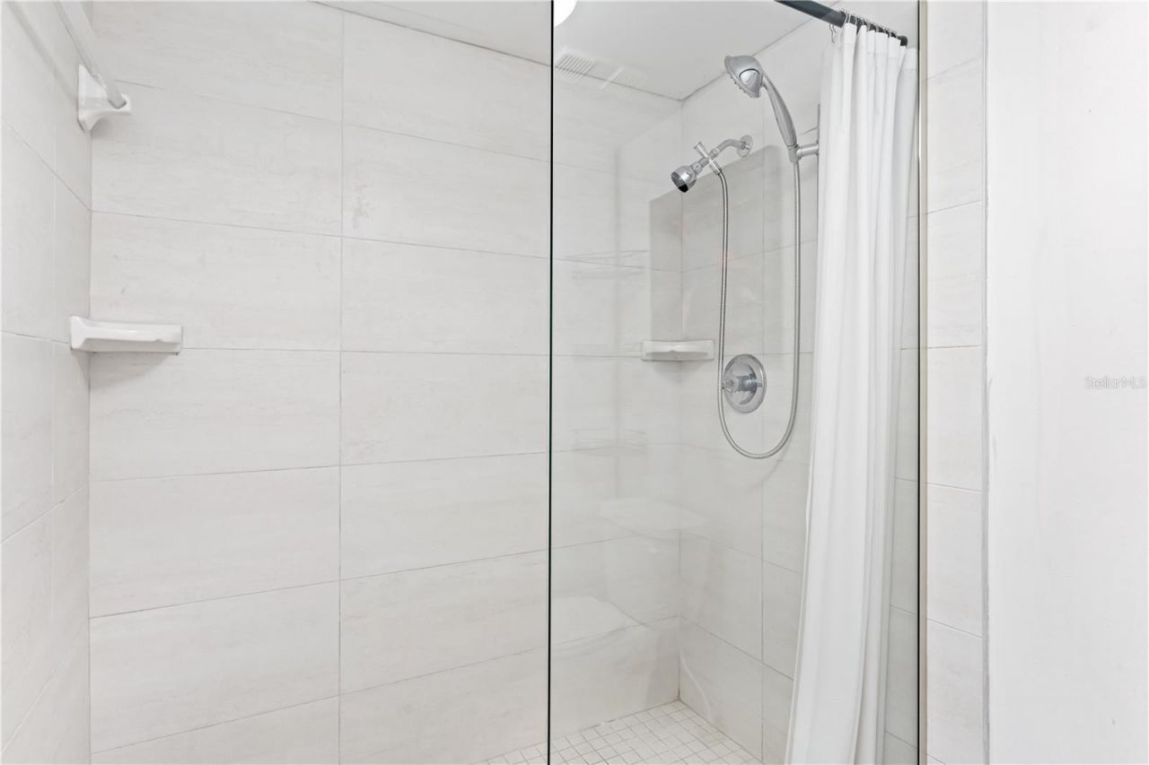 900 Gulf Boulevard, Unit 702, Indian Rocks Beach, FL 33785 Photo