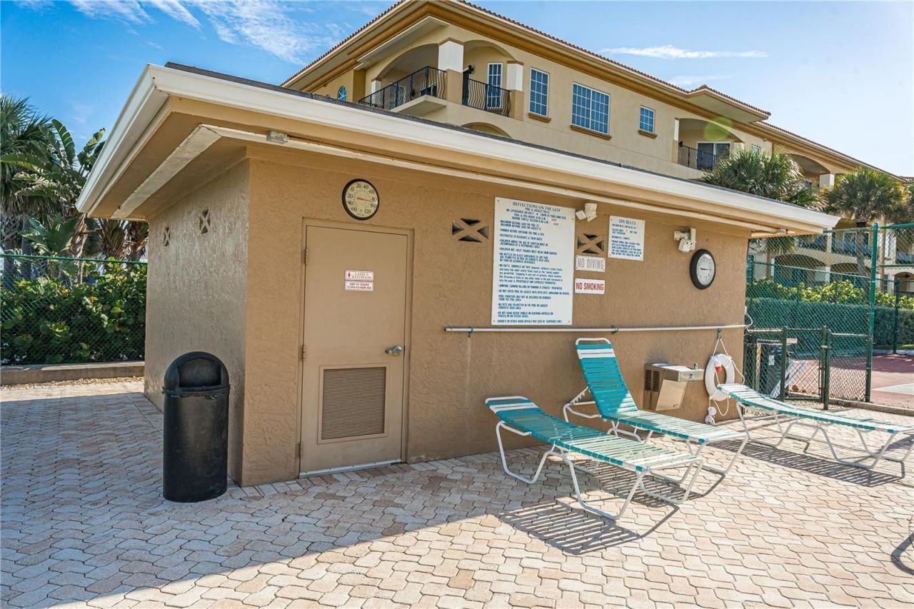 900 Gulf Boulevard, Unit 702, Indian Rocks Beach, FL 33785 Photo