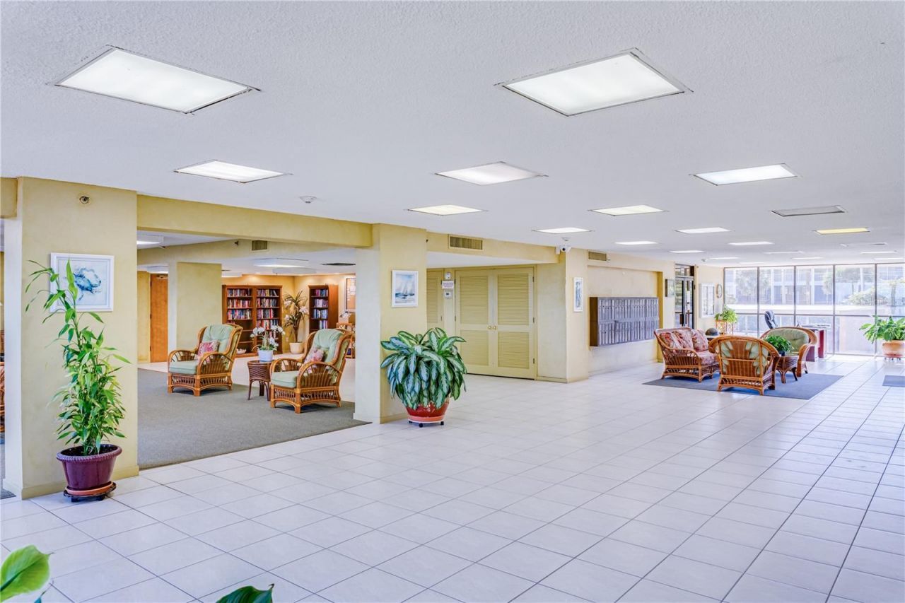 900 Gulf Boulevard, Unit 702, Indian Rocks Beach, FL 33785 Photo
