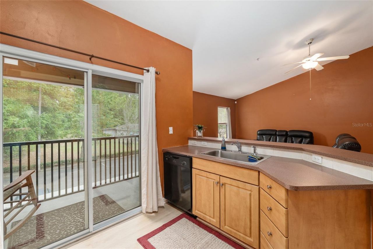4215 SW 31st Drive, Unit 204, Gainesville, FL 32608 Photo