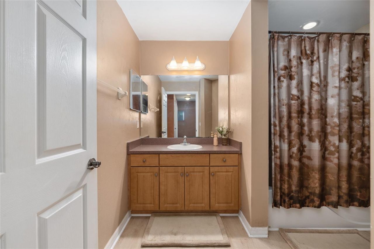 4215 SW 31st Drive, Unit 204, Gainesville, FL 32608 Photo