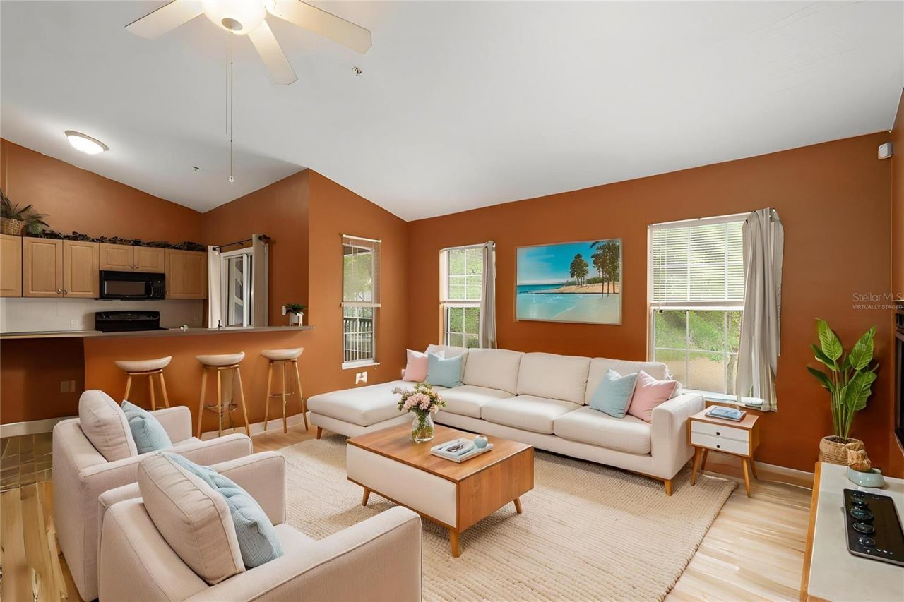4215 SW 31st Drive, Unit 204, Gainesville, FL 32608 Photo
