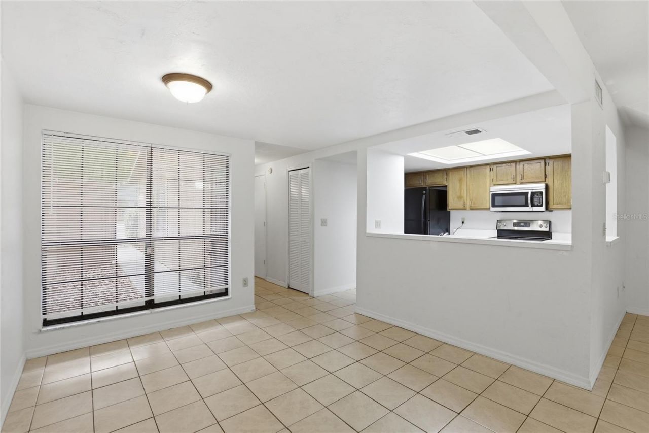 826 SW 57th Terrace , Unit 120Q, Gainesville, FL 32607 Photo