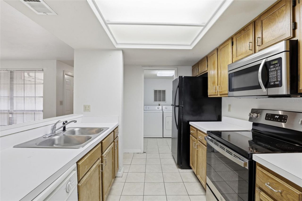 826 SW 57th Terrace , Unit 120Q, Gainesville, FL 32607 Photo