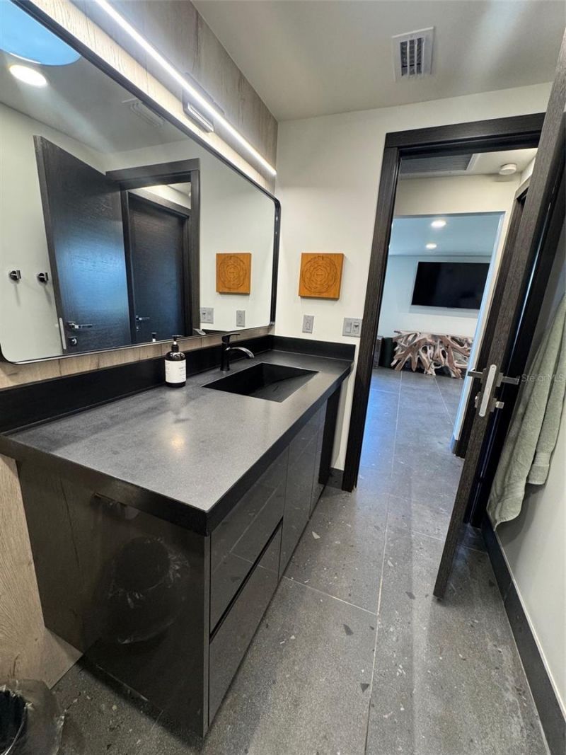 541 Spanish Drive N, Longboat Key, FL 34228 Photo