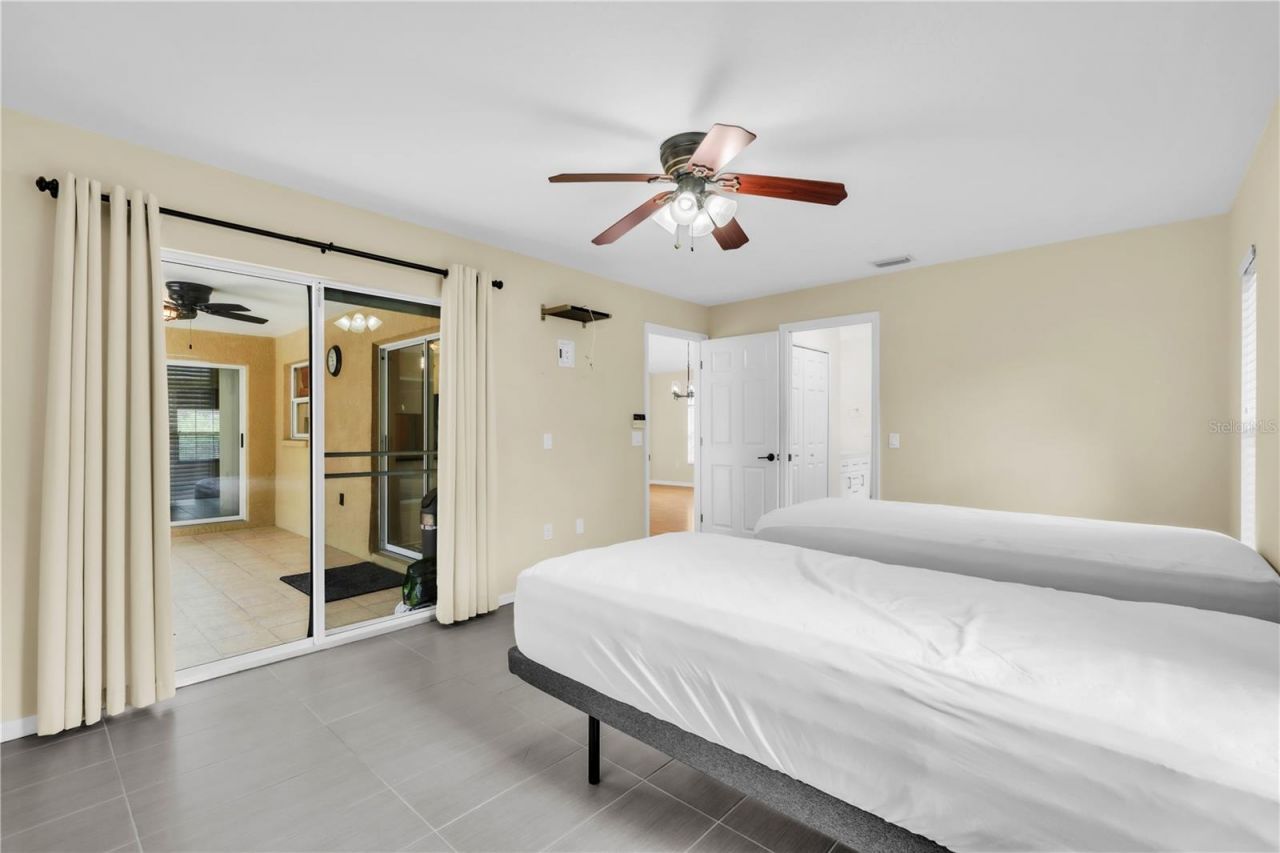 2114 49th Avenue E, Bradenton, FL 34203 Photo