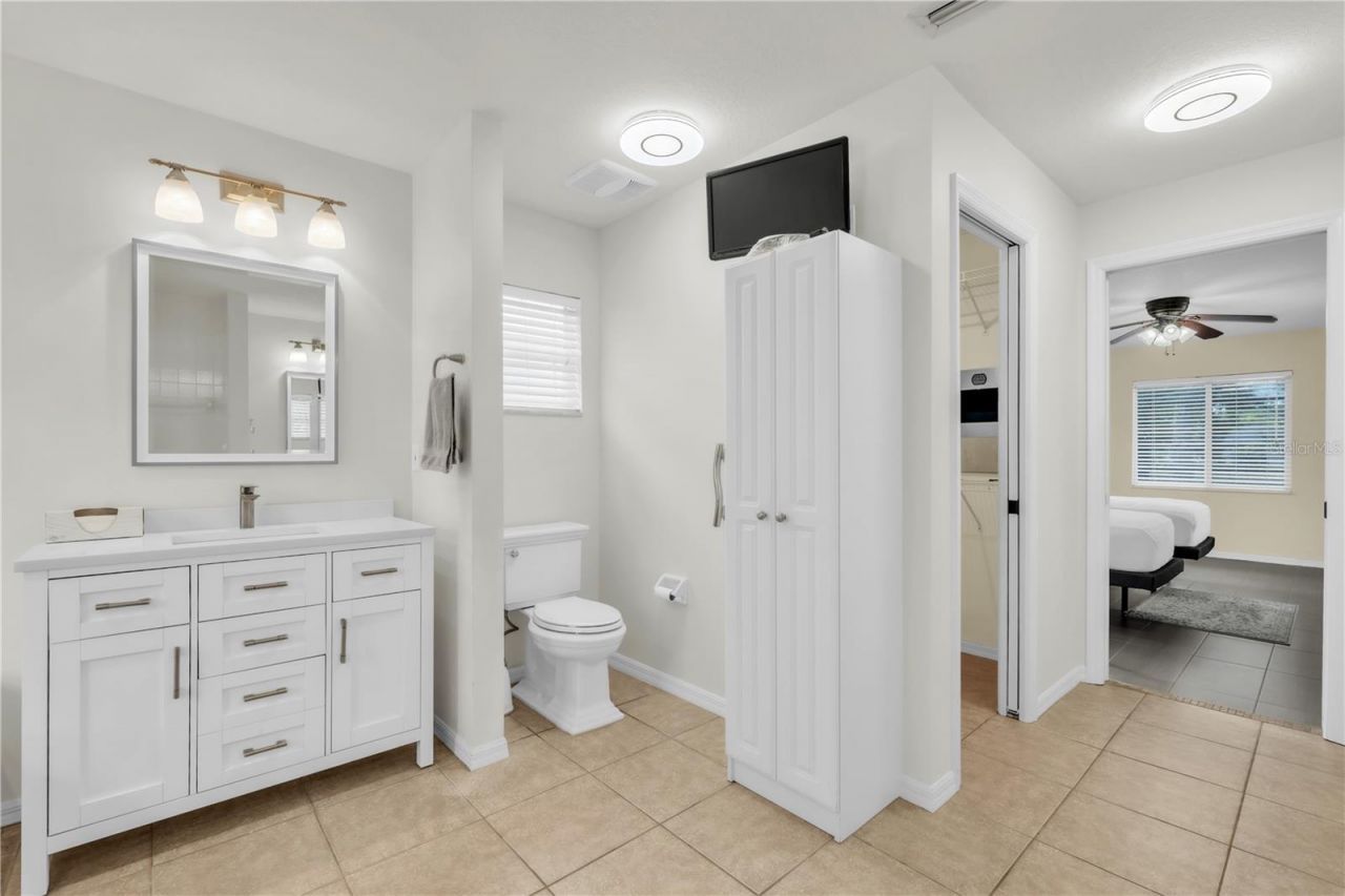 2114 49th Avenue E, Bradenton, FL 34203 Photo