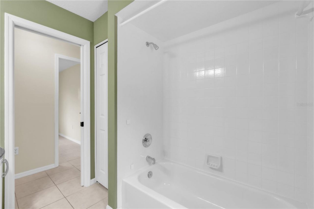 2114 49th Avenue E, Bradenton, FL 34203 Photo