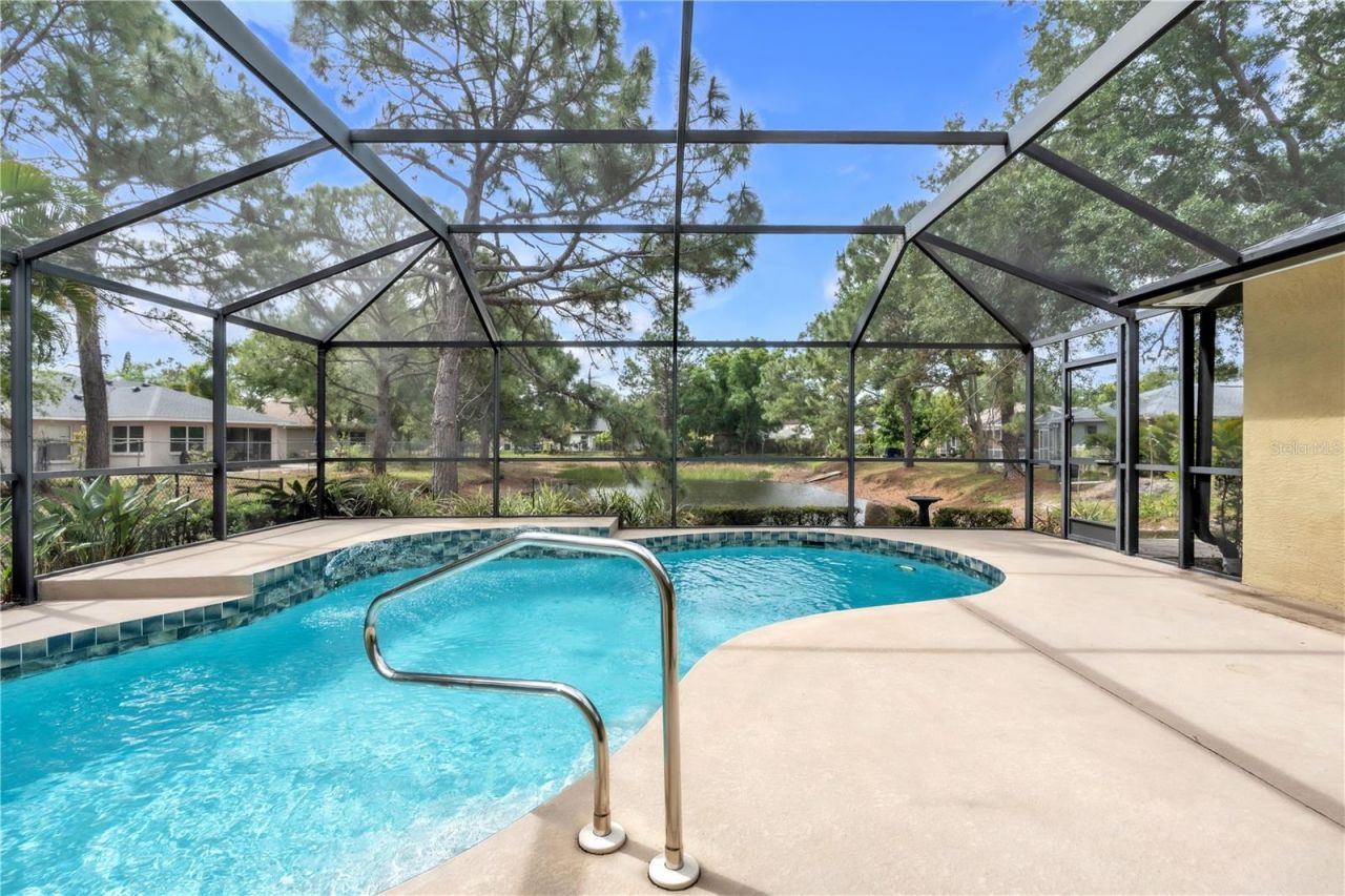 2114 49th Avenue E, Bradenton, FL 34203 Photo