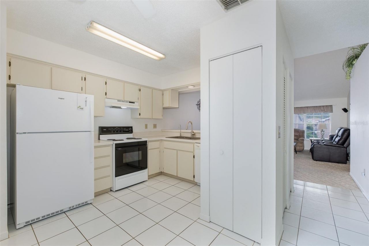 4832 Sunnybrook Drive, Unit 21, New Port Richey, FL 34653 Photo