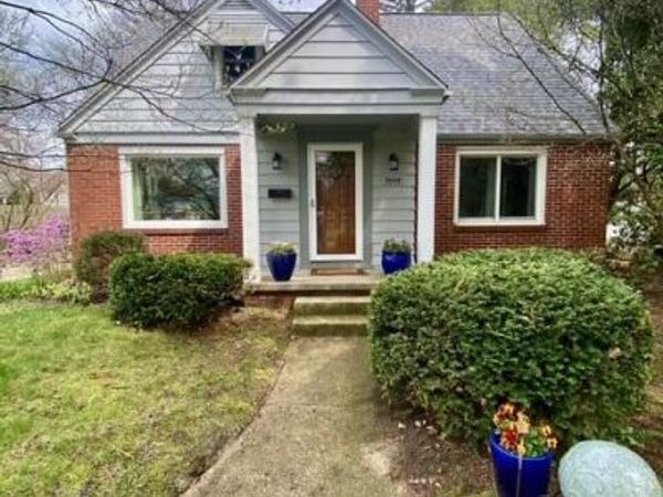 3008 Pemberton Drive, Toledo, OH 43606