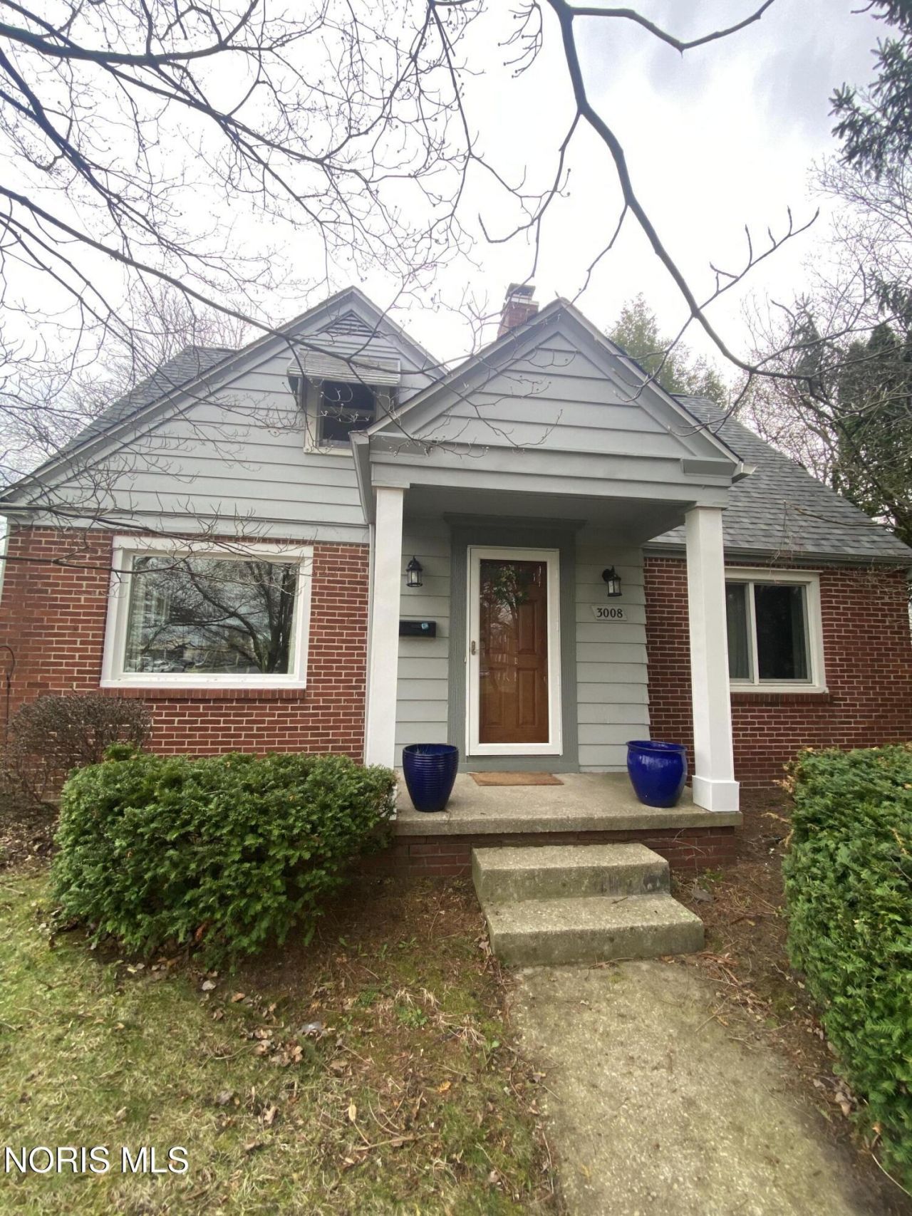 3008 Pemberton Drive, Toledo, OH 43606 Main Photo