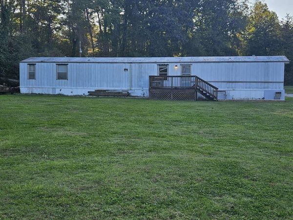 814 Hassler Mill Rd, Harriman, TN 37748