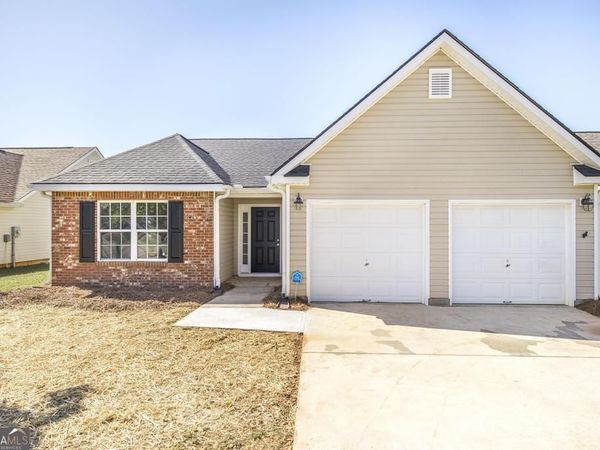 229 Burr Drive, Byron, GA 31008