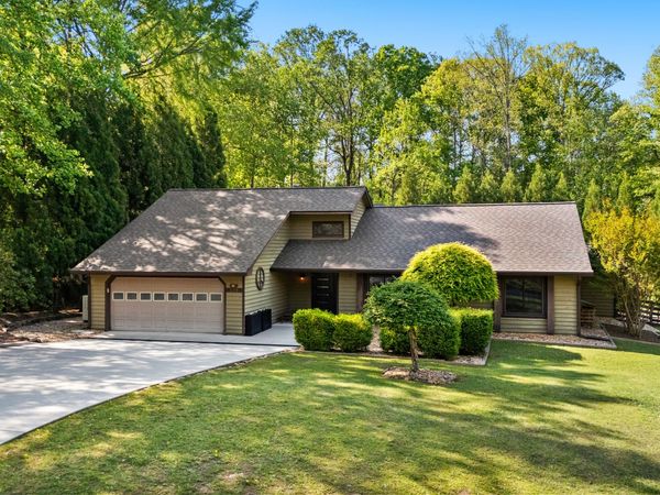 538 Pinegate Road, Peachtree City, GA 30269