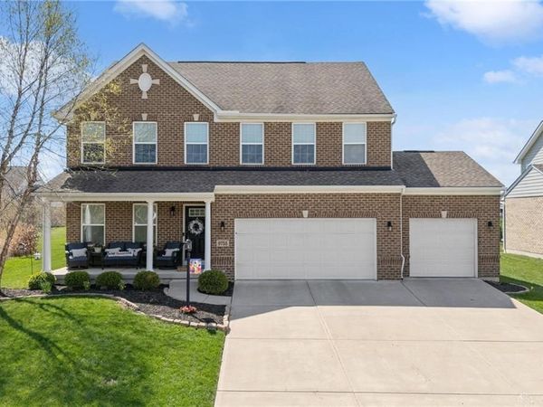 9755 Crooked Creek Drive, Centerville, OH 45458