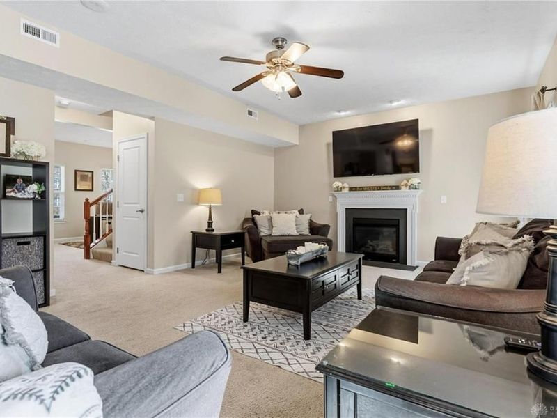 9755 Crooked Creek Drive, Centerville, OH 45458 Photo 11