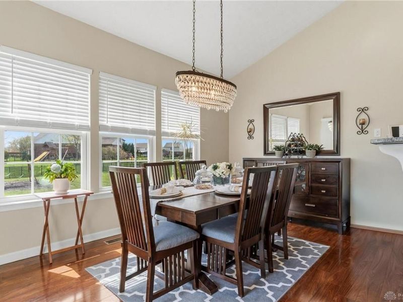 9755 Crooked Creek Drive, Centerville, OH 45458 Photo 18