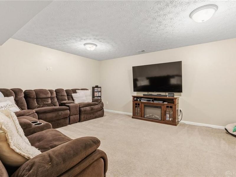 9755 Crooked Creek Drive, Centerville, OH 45458 Photo 38