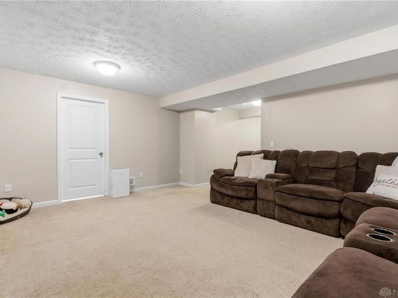 9755 Crooked Creek Drive, Centerville, OH 45458 Photo 39