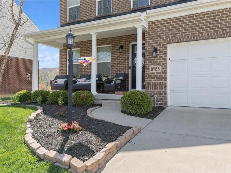 9755 Crooked Creek Drive, Centerville, OH 45458 Photo 4