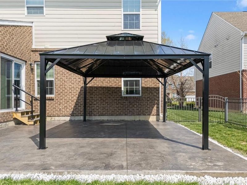 9755 Crooked Creek Drive, Centerville, OH 45458 Photo 48