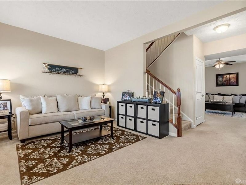 9755 Crooked Creek Drive, Centerville, OH 45458 Photo 7