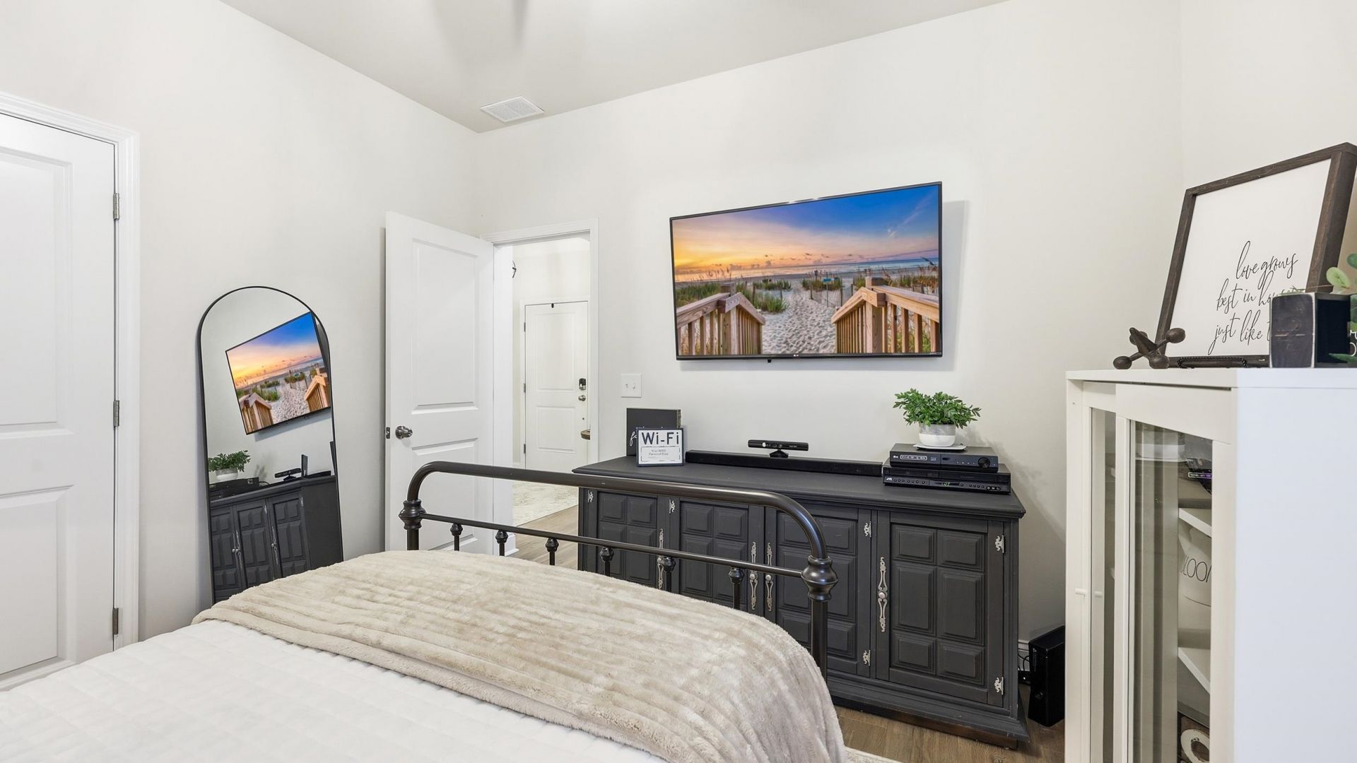 464 Harbison Circle Photo 15