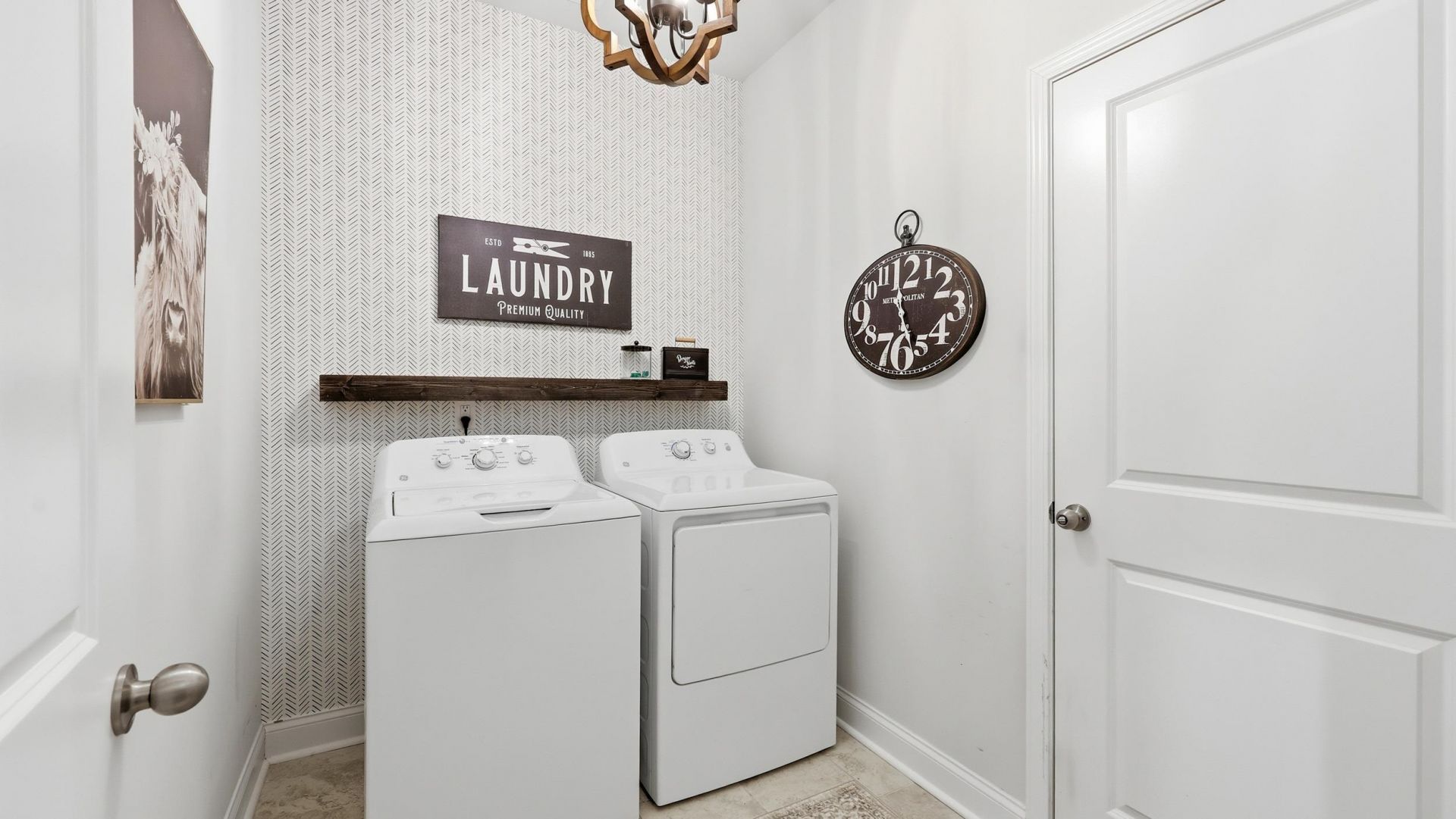 464 Harbison Circle Photo 17