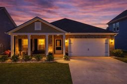 464 Harbison Circle photo 4