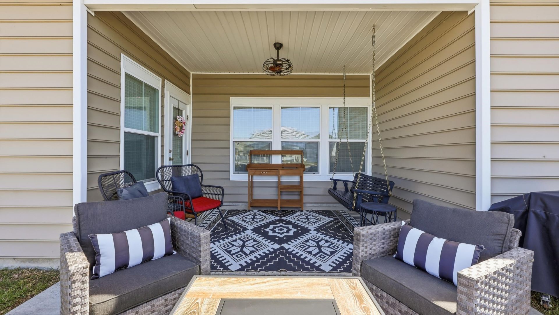 464 Harbison Circle Photo 27
