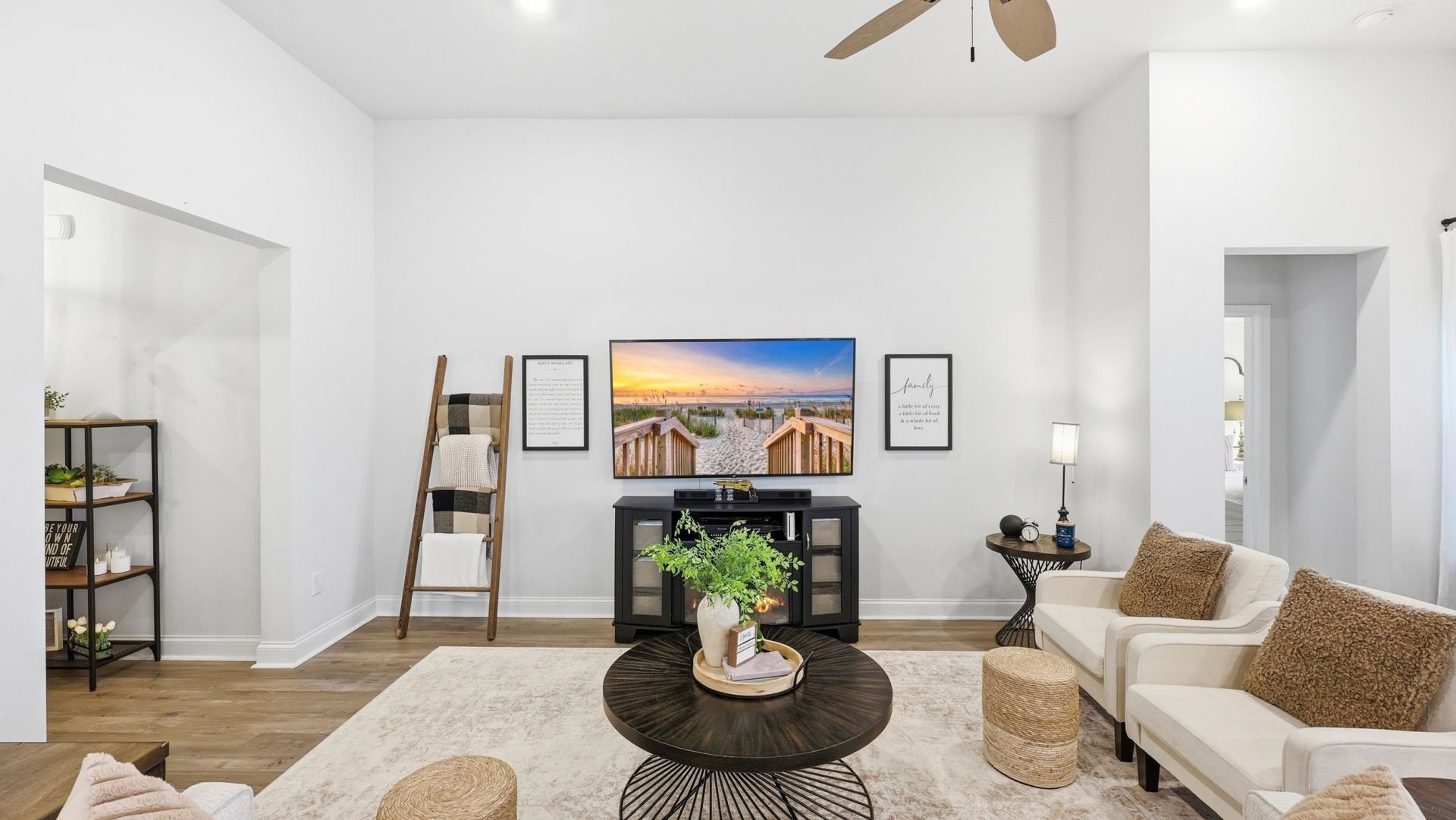 464 Harbison Circle Photo 7