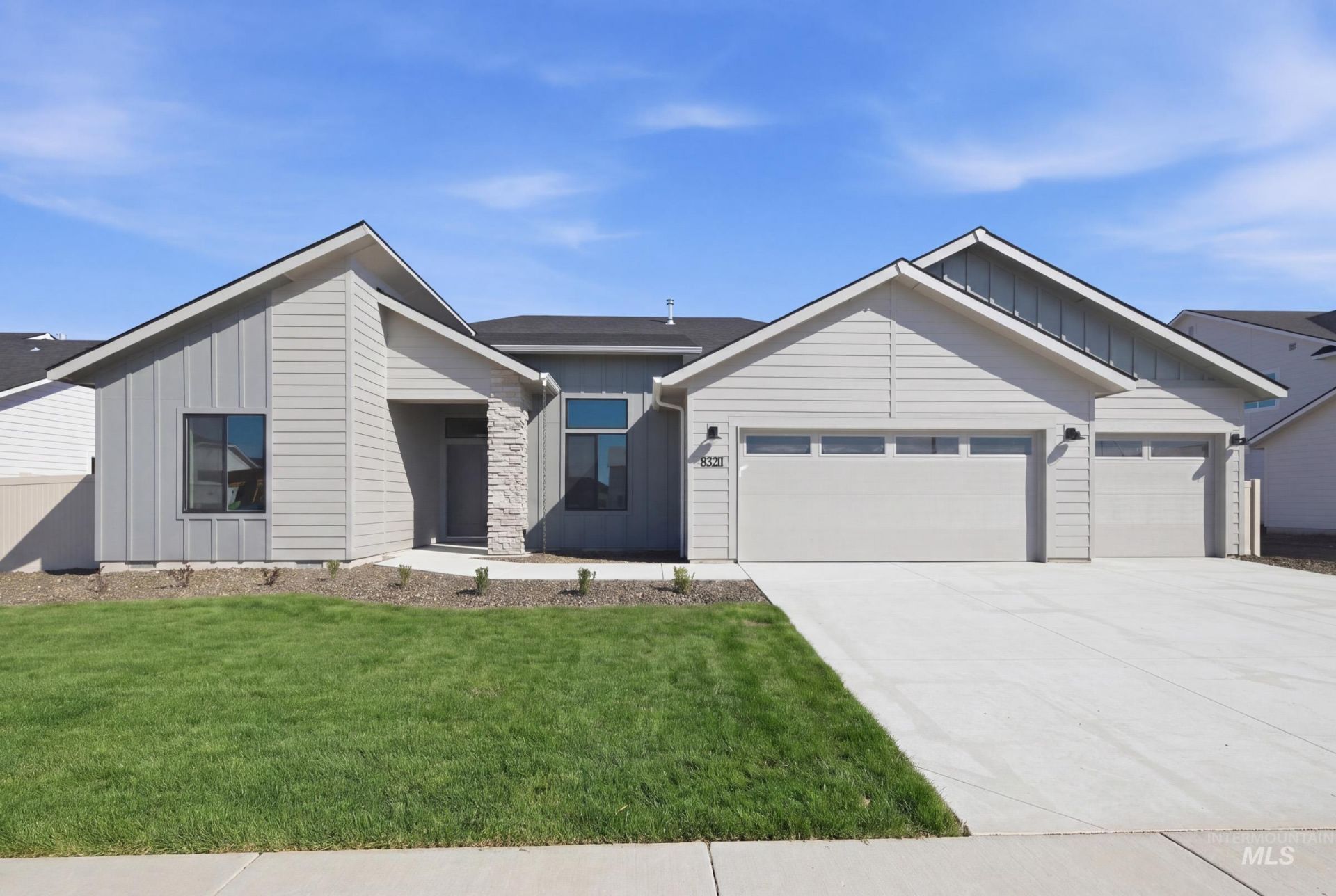 8320 E Presley Ct, Nampa, ID 83687 Main Photo