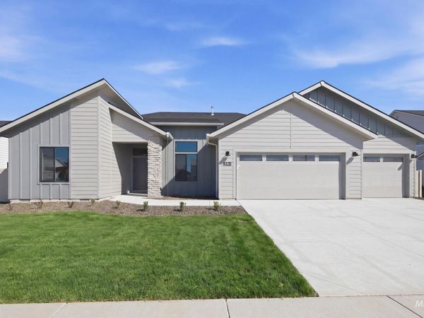 8320 E Presley Ct, Nampa, ID 83687