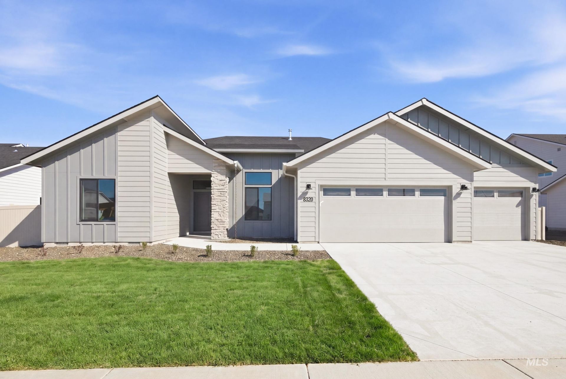 8320 E Presley Ct, Nampa, ID 83687 Main Photo