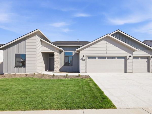 8320 E Presley Ct, Nampa, ID 83687