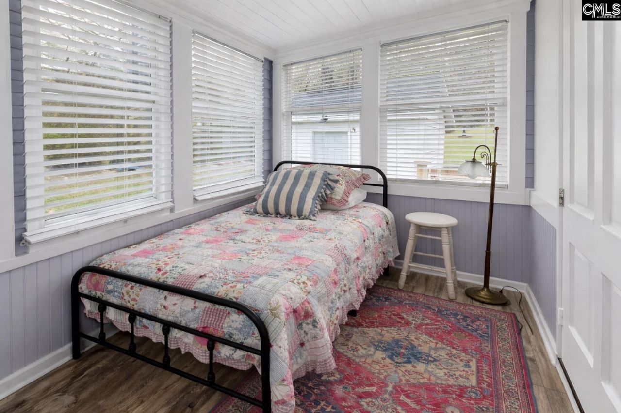 1008 Jones Road Photo 30