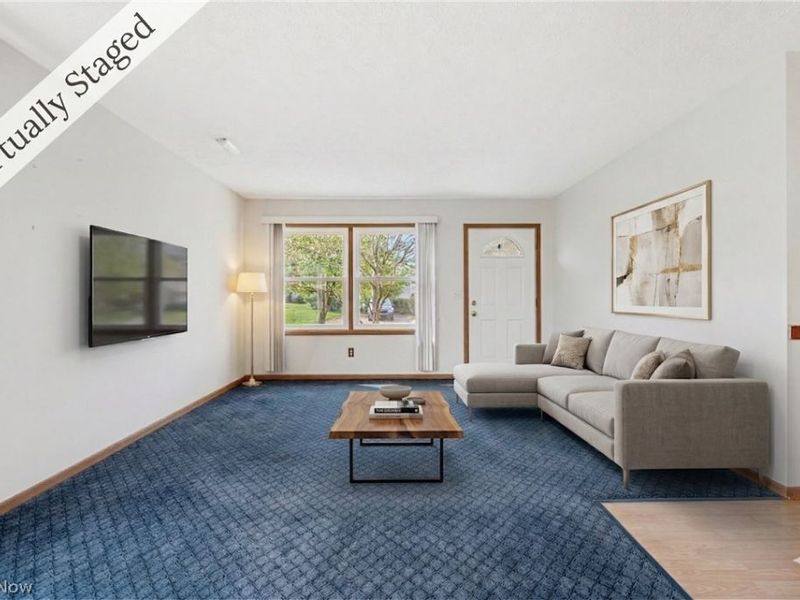 305 Holly Place, Barberton, OH 44203 Photo 4