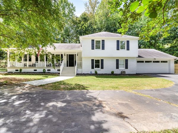 4501 Brookwood Road , Charlotte, NC 28215