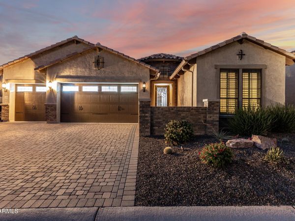 2046 N STEELE Circle, Mesa, AZ 85207