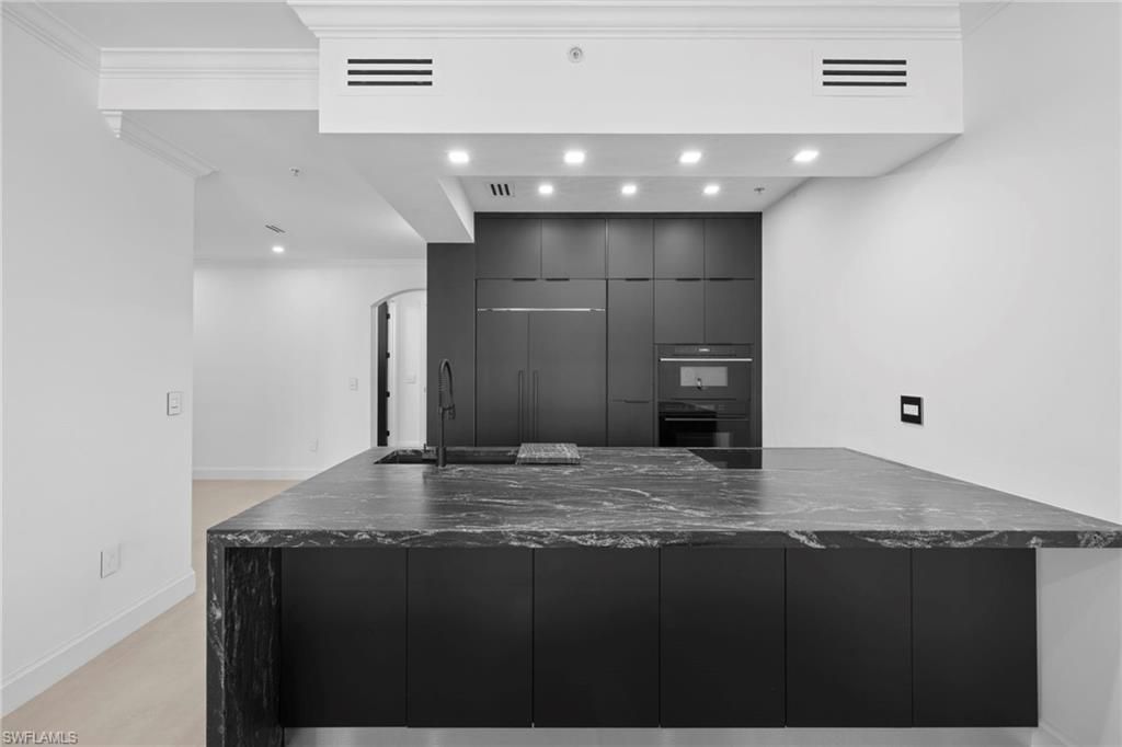 23191 Fashion Dr, Unit 8106, Estero, FL 33928 Photo