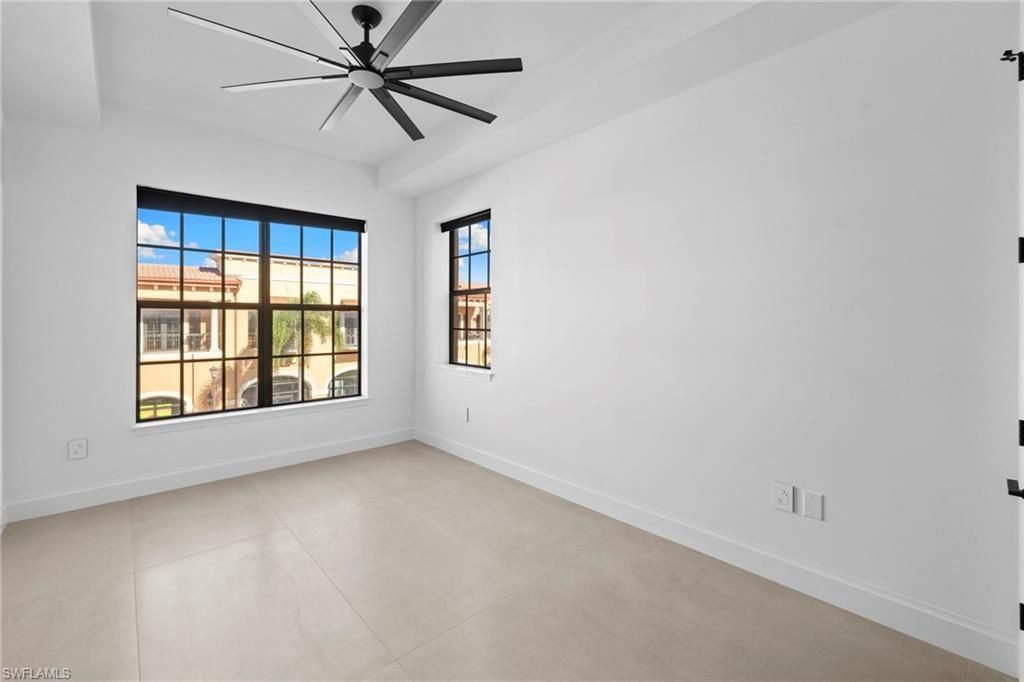 23191 Fashion Dr, Unit 8106, Estero, FL 33928 Photo