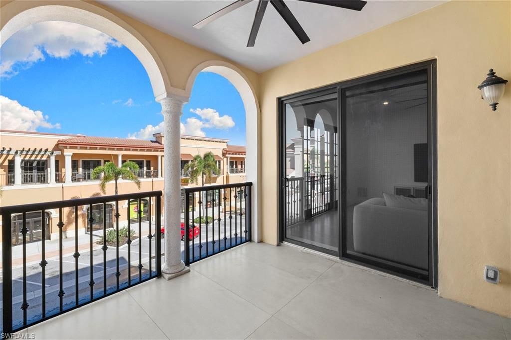 23191 Fashion Dr, Unit 8106, Estero, FL 33928 Photo