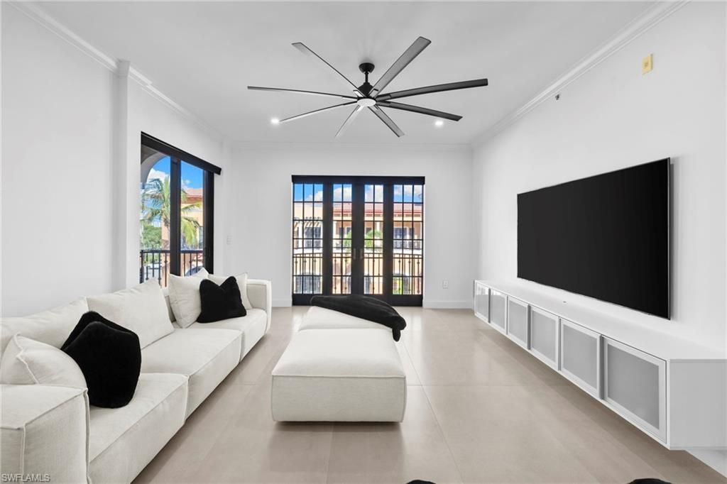 23191 Fashion Dr, Unit 8106, Estero, FL 33928 Photo