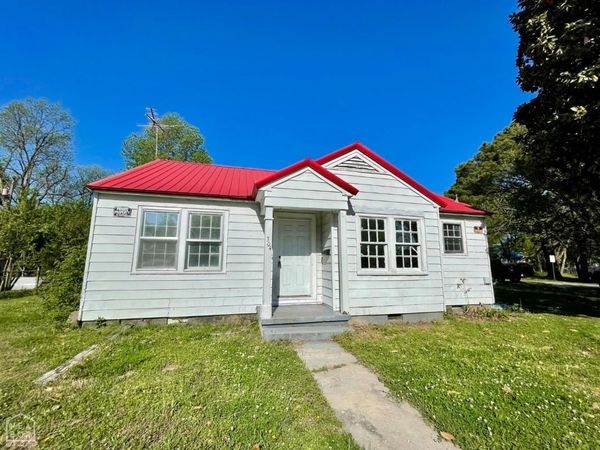 304 Plaza Avenue, Trumann, AR 72472