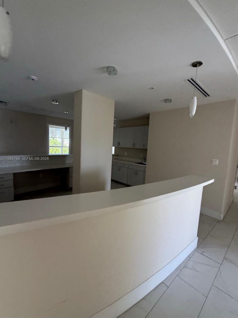 2866 E Oakland Park Blvd, Fort Lauderdale, FL 33306 Photo