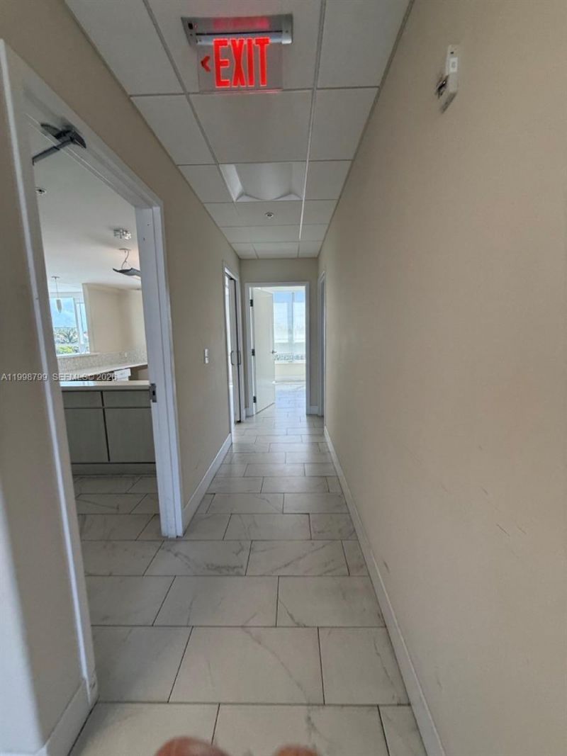 2866 E Oakland Park Blvd, Fort Lauderdale, FL 33306 Photo